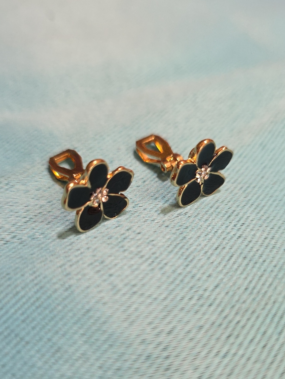 Goldtone Black Flower Clip On Mini Earrings